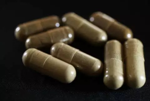 Buy-Mitragyna-Speciosa-Kratom.jpg